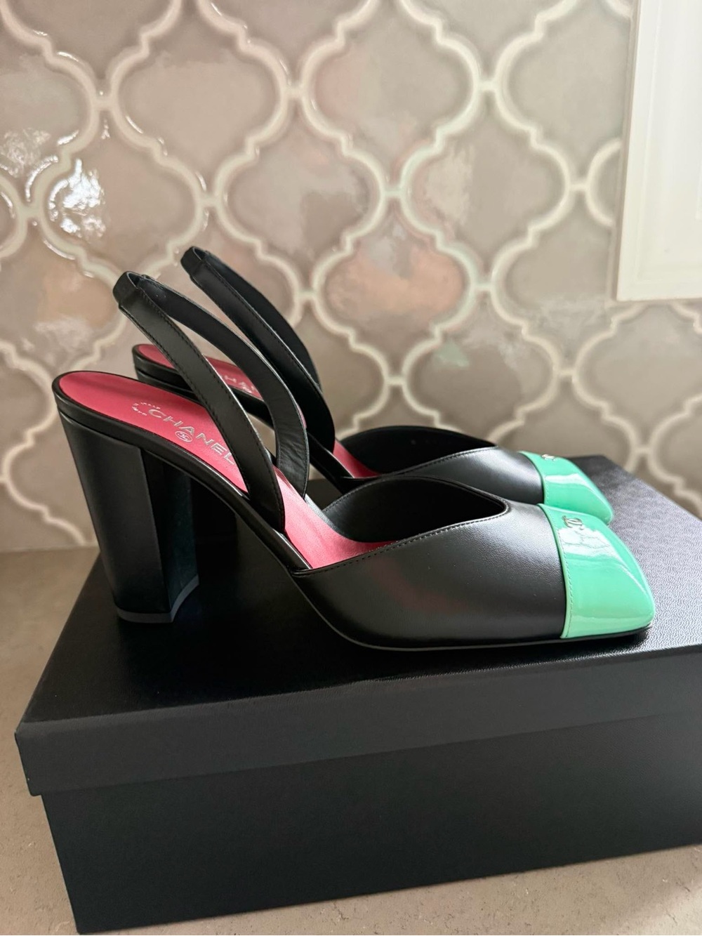 Chanel 26S Blazy Black Green Minty Square Cap Toe Slingback Heels Pumps 39.5 - Picture 8 of 14